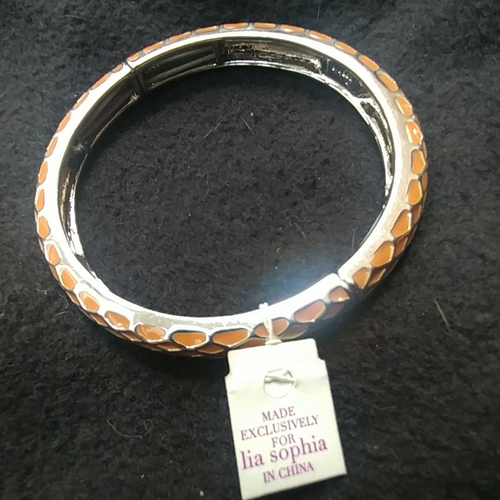 Bracelet